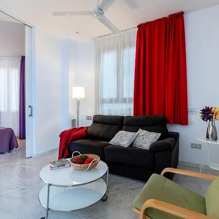 Puerta Jerez Apartment *