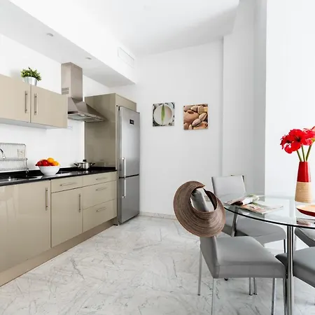 Puerta Jerez Apartment
