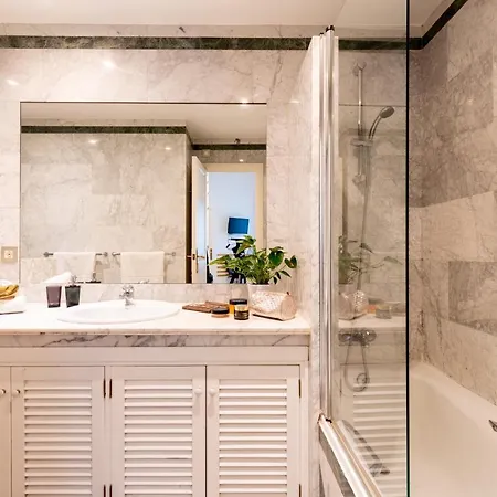 Puerta Jerez Apartment