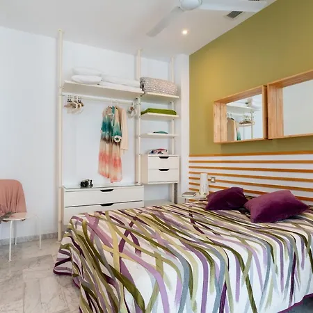 Puerta Jerez Apartment *