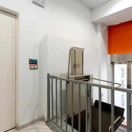 Puerta Jerez Apartment *